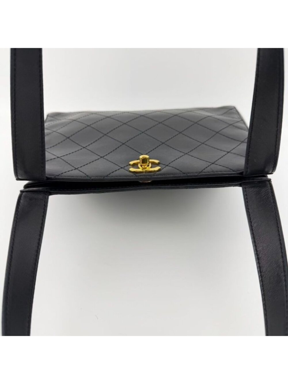 Chanel CC Logo Quilted Tote Black Leather No 5 Vintage - Picture 7 of 16